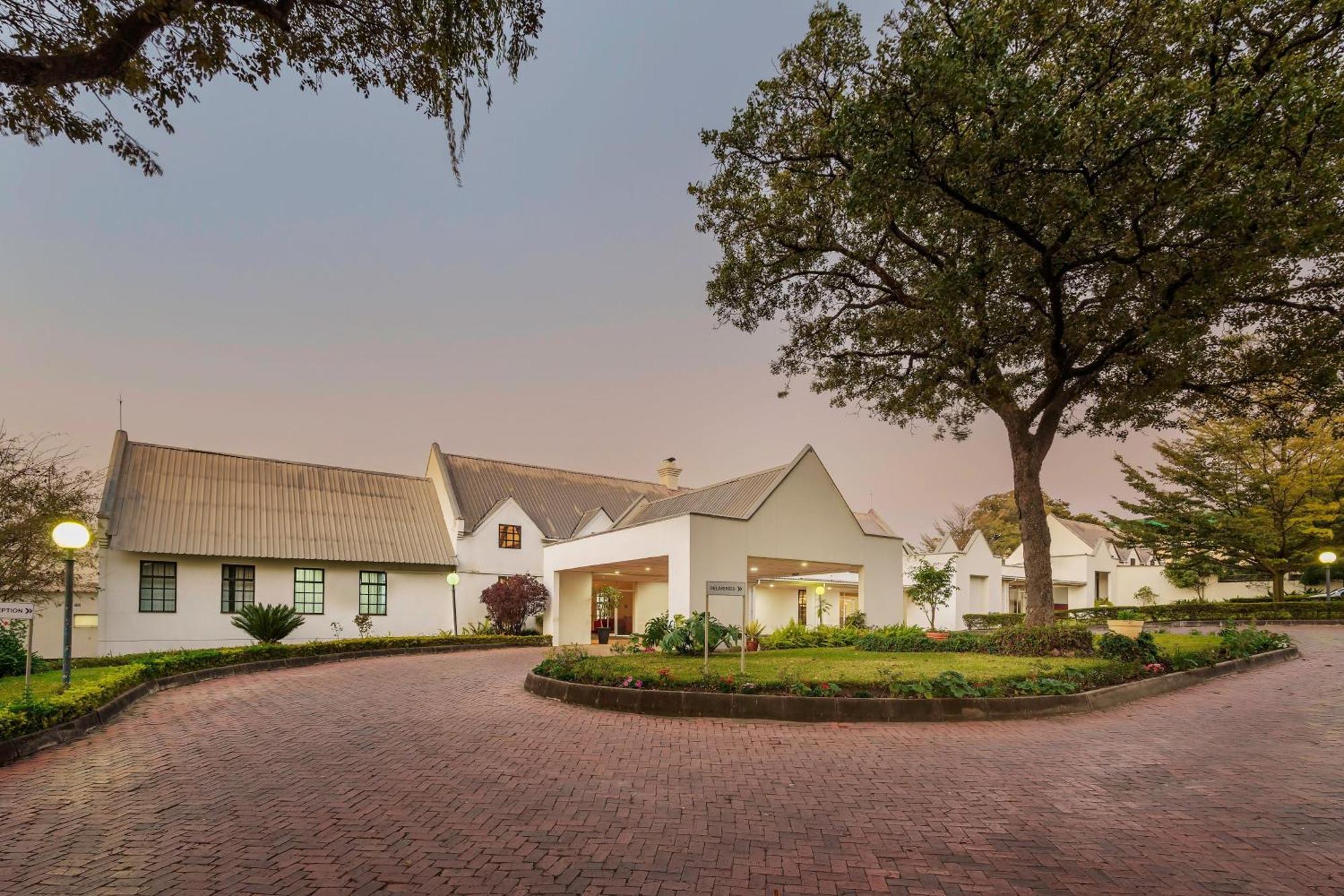 Protea Hotel By Marriott Chingola Kültér fotó