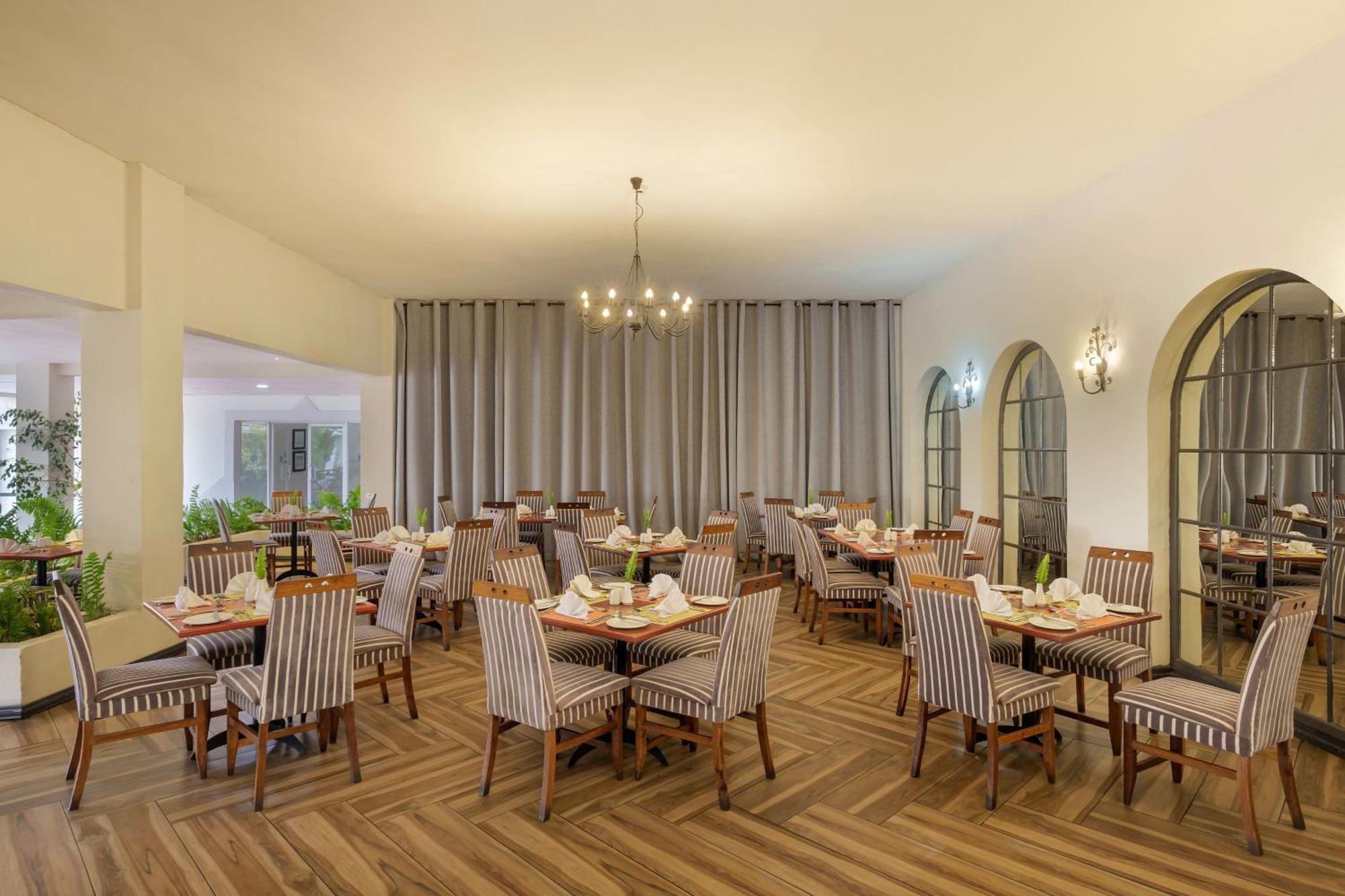 Protea Hotel By Marriott Chingola Kültér fotó