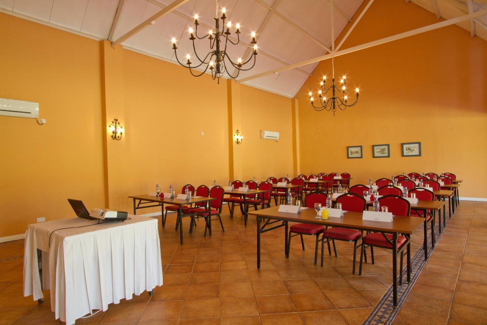 Protea Hotel By Marriott Chingola Kültér fotó