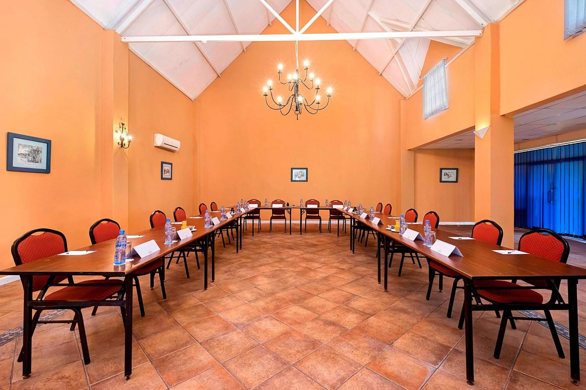 Protea Hotel By Marriott Chingola Kültér fotó